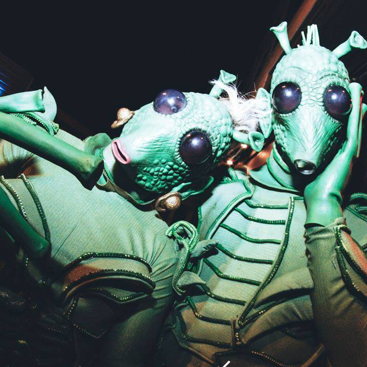 Aliens performance masseventos 2