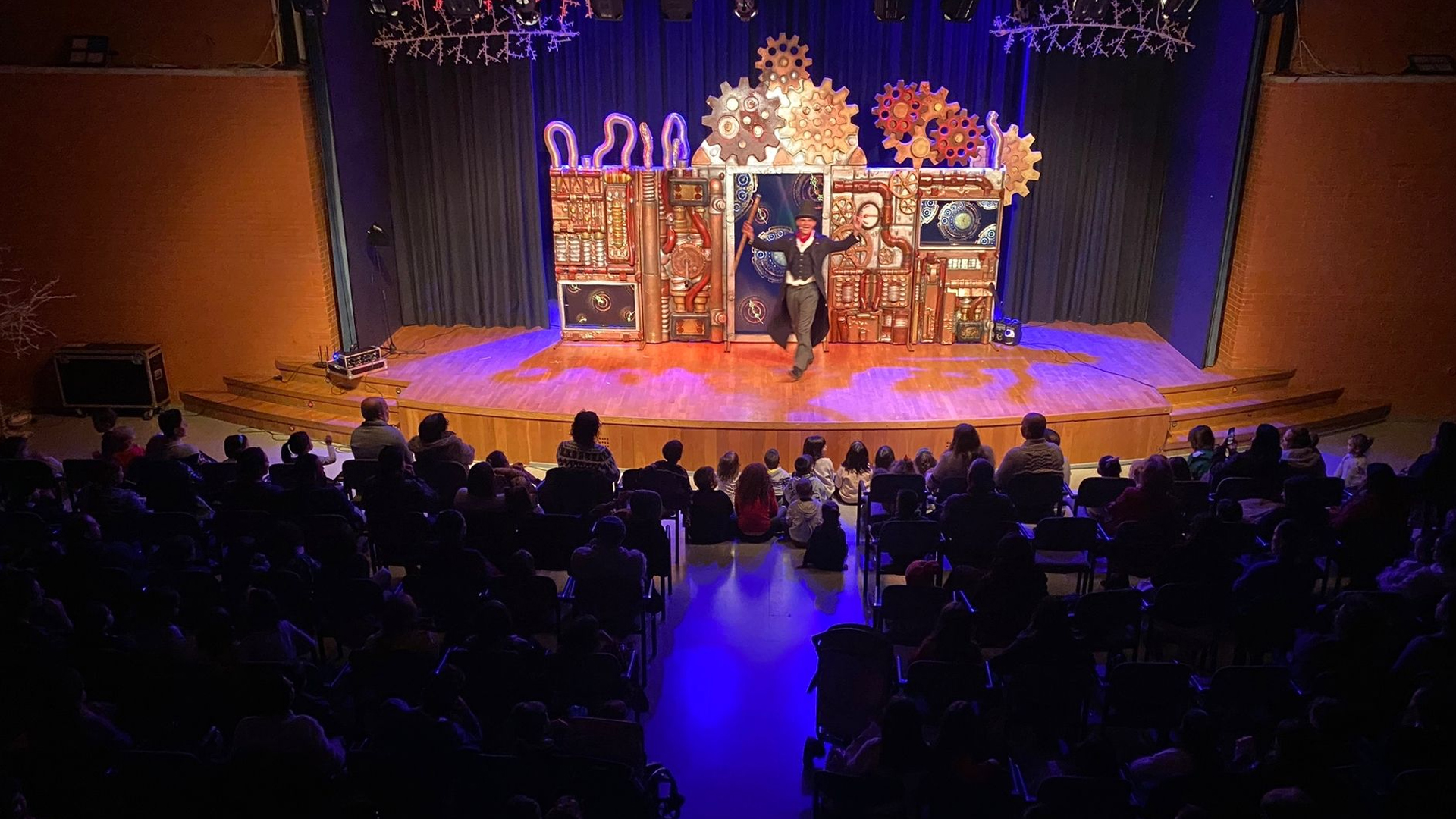 espectaculo infantil masseventos la maquina de cuentos 3